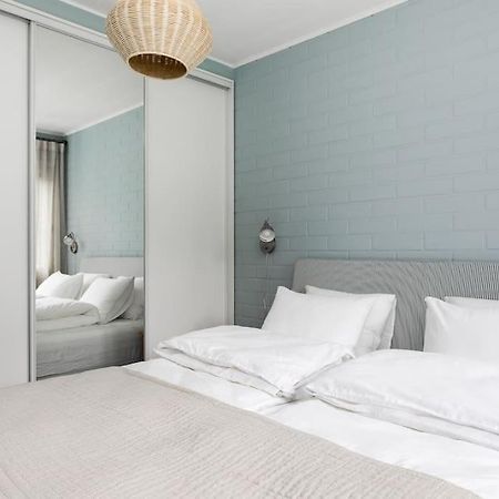 Apartament Upea Remontoitu Huoneisto Naantalin Sydaemessae Zewnętrze zdjęcie