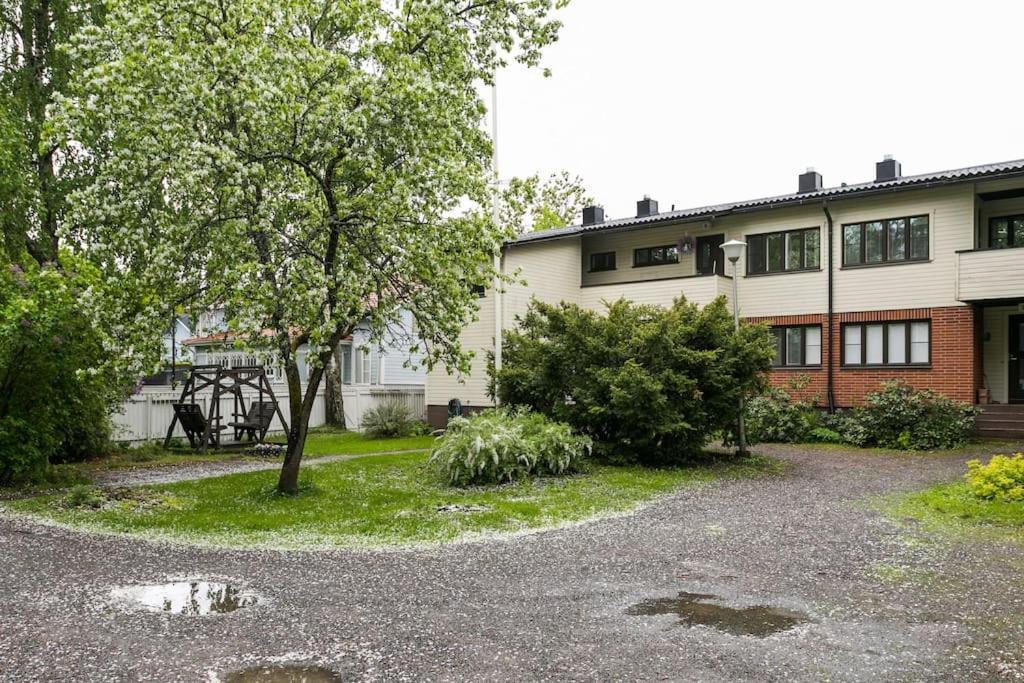 Apartament Upea Remontoitu Huoneisto Naantalin Sydaemessae Zewnętrze zdjęcie