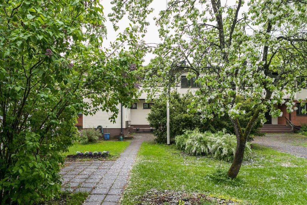 Apartament Upea Remontoitu Huoneisto Naantalin Sydaemessae Zewnętrze zdjęcie