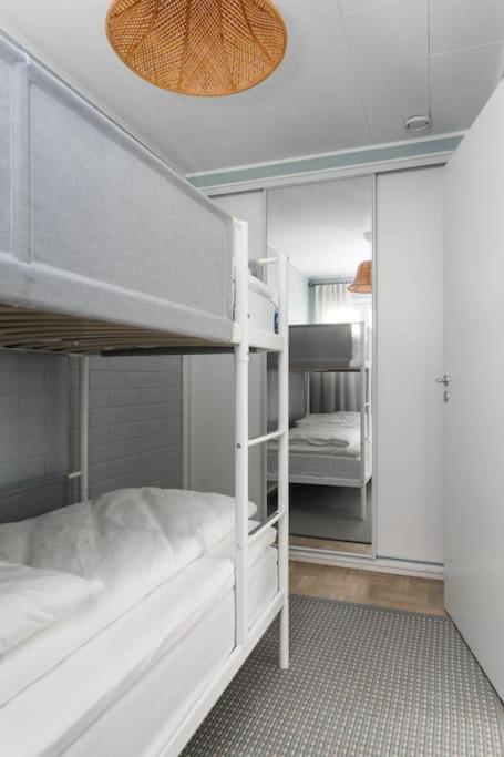 Apartament Upea Remontoitu Huoneisto Naantalin Sydaemessae Zewnętrze zdjęcie